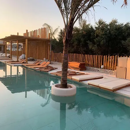 Khroma Luxury Suite 1 Beach Front Apartment Hersonissos  Exterior photo