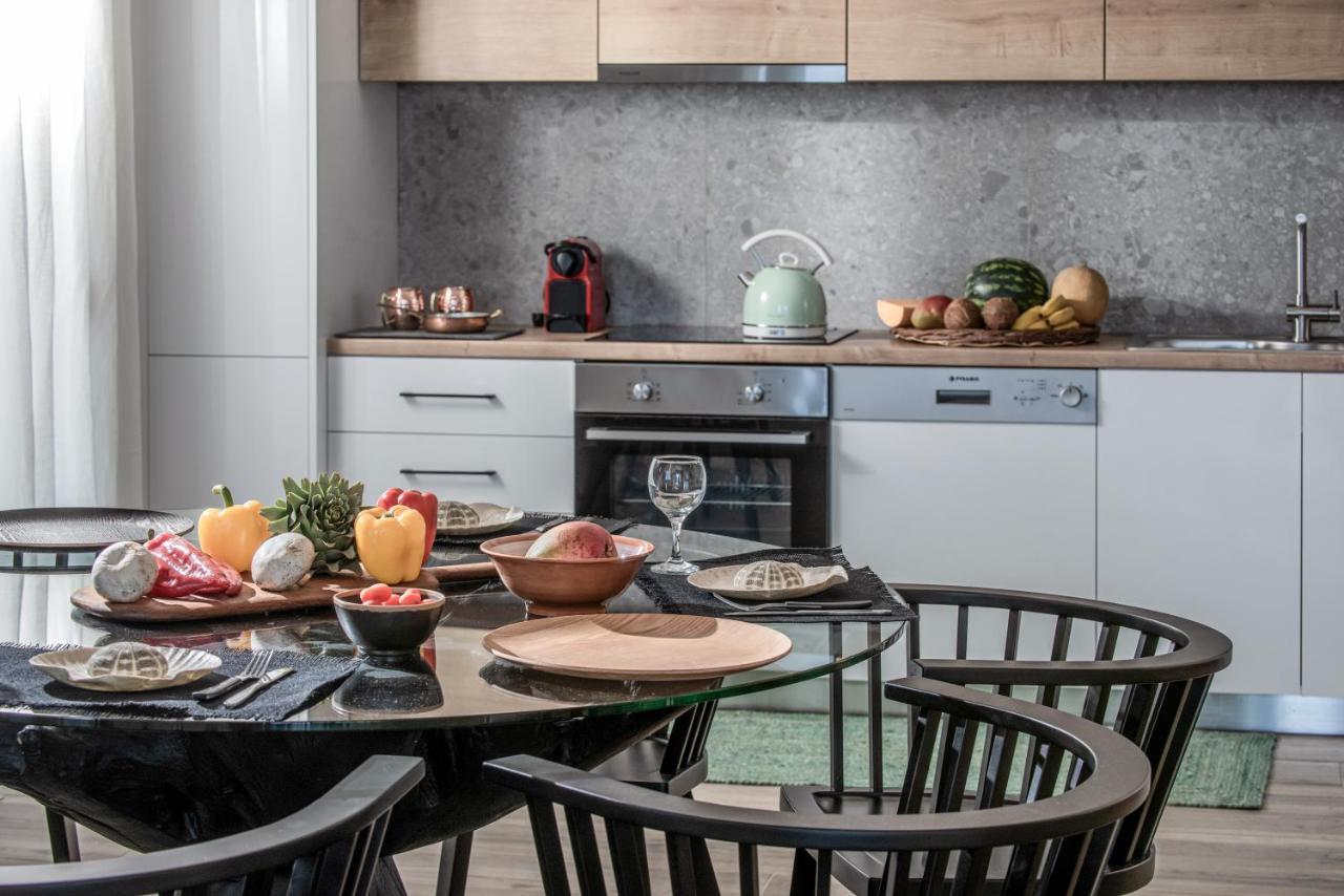 Apartment Khroma Luxury 1 Front *