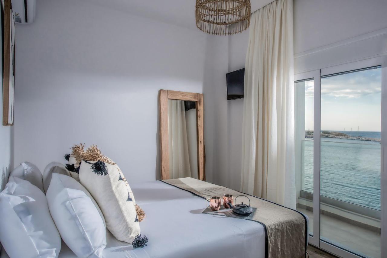 Khroma Luxury 1 Front Hersonissos (Crete)